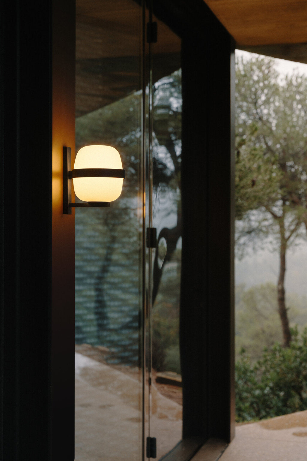 Modern Glass Wall Lamp