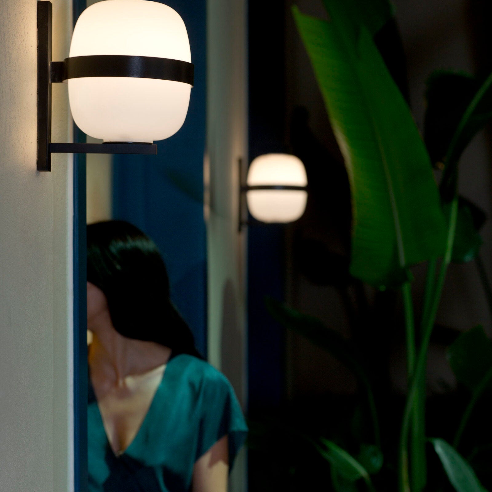 Modern Glass Wall Lamp