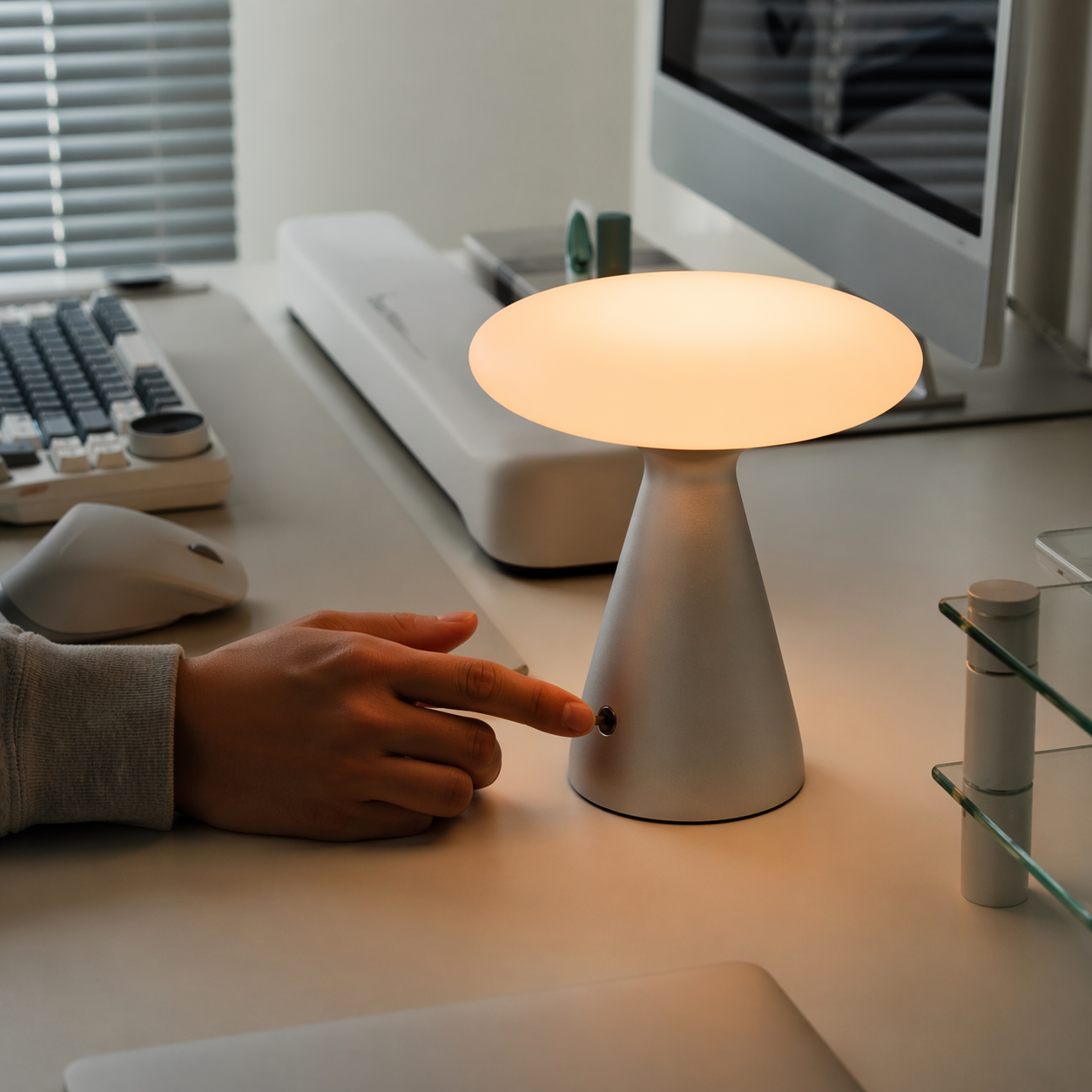 Mushroom Touch Table Lamp
