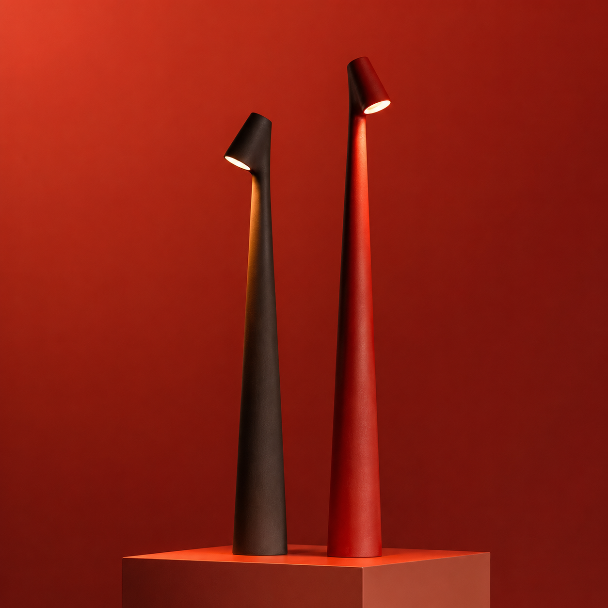 Rechargeable Colour-Changing Table Lamp