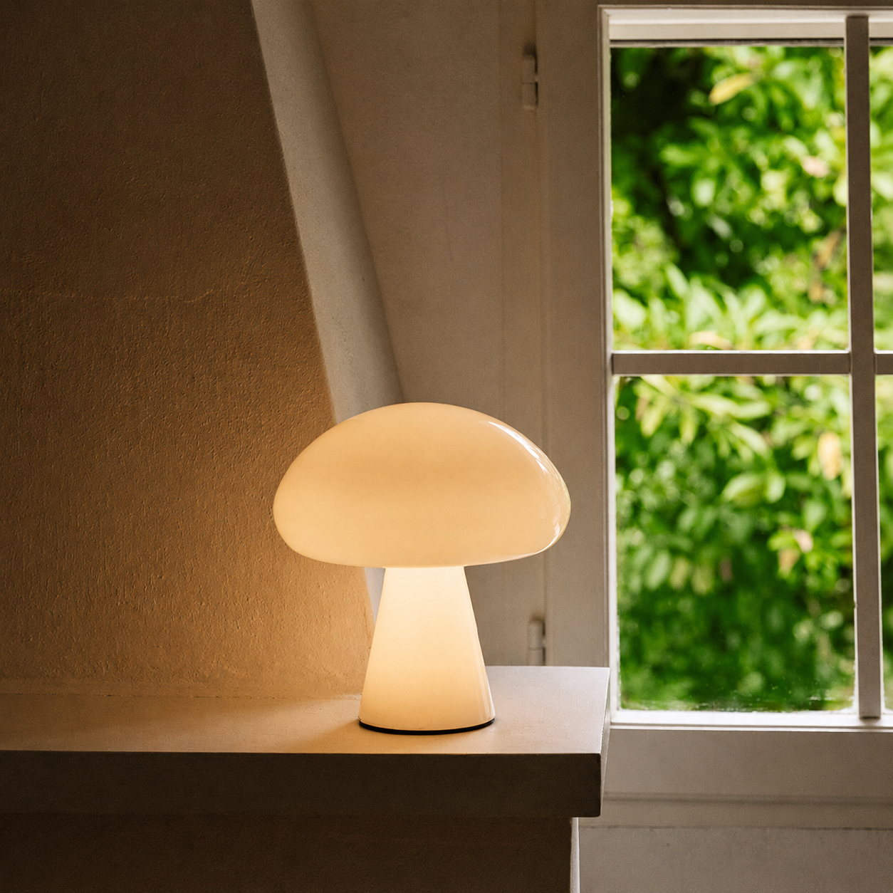 Mushroom Table Lamp