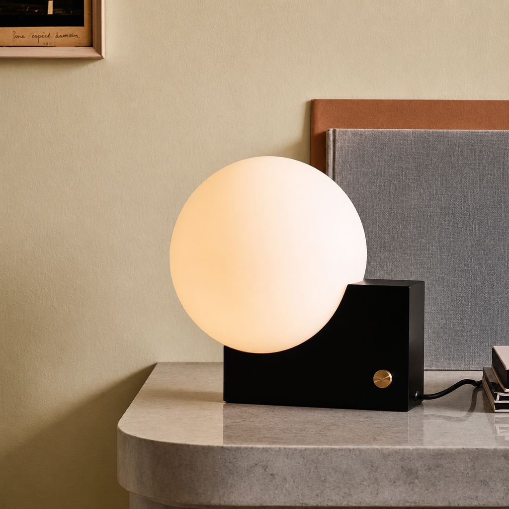 Snail Glass Table Lamp