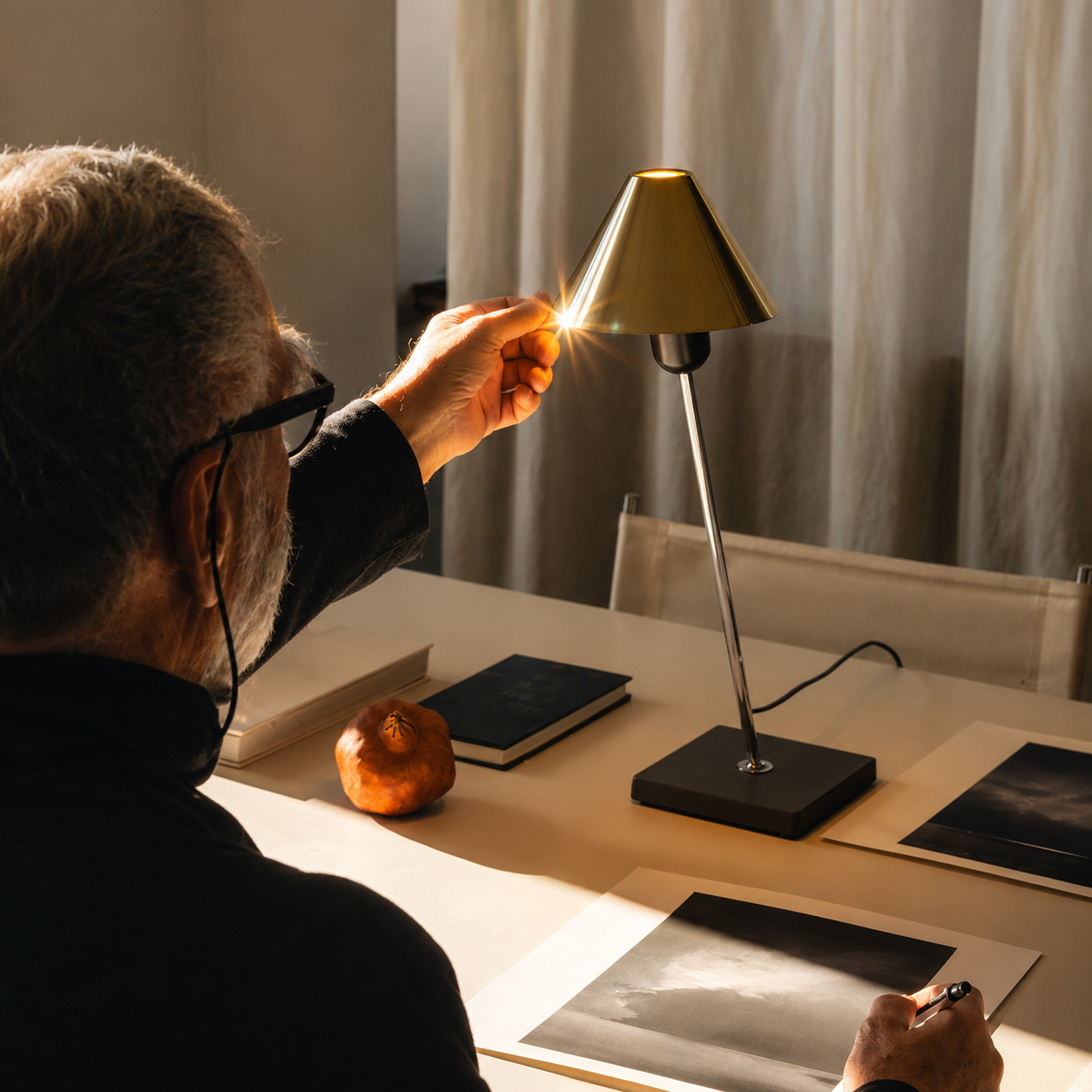 Decorative Metal Table Lamp