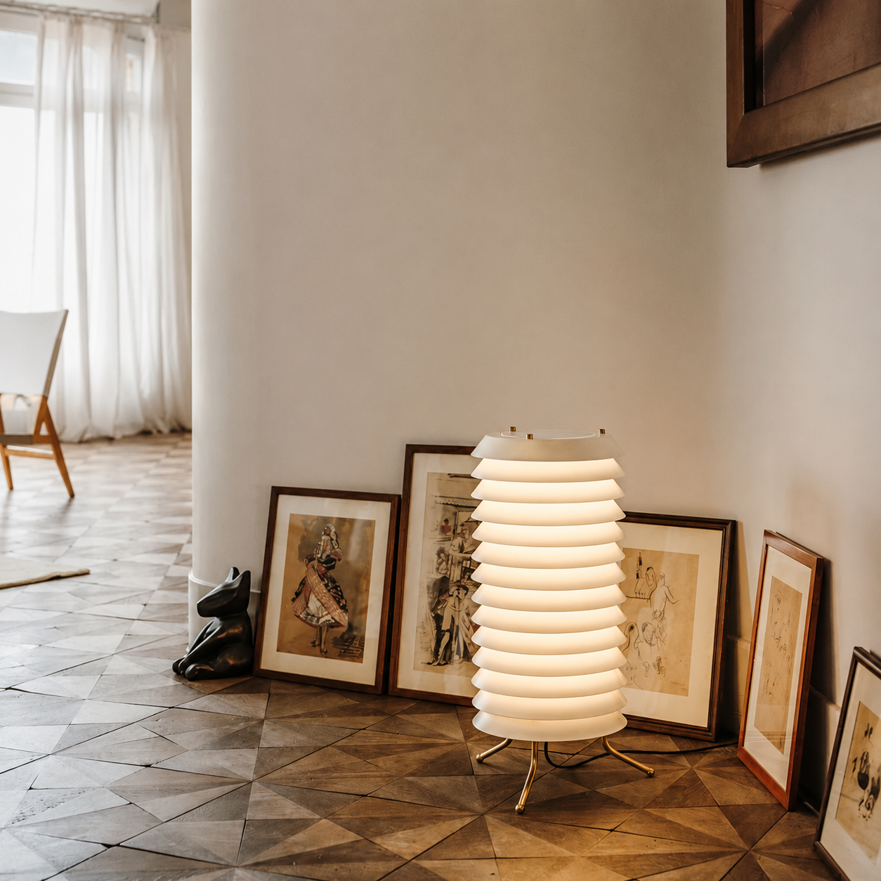 Multi-Layer Retro Floor Lamp image 3