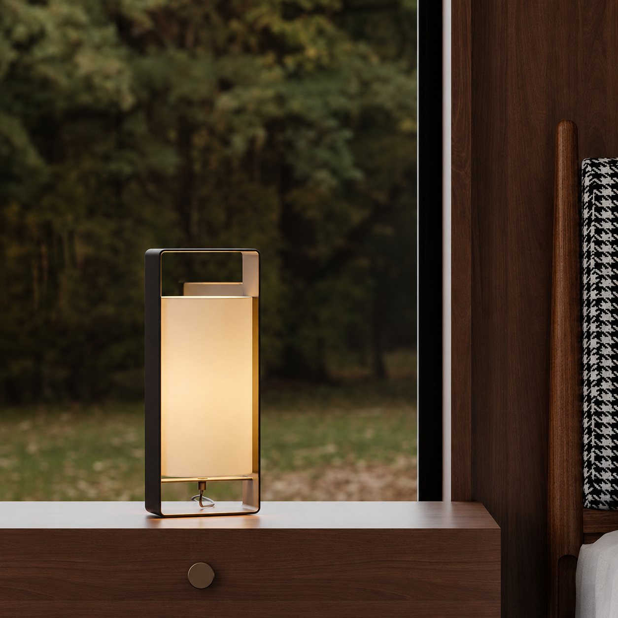 Vintage Minimalist Table Lamp image 6